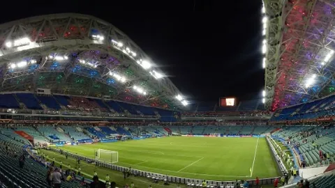 广东东阳光力克辽宁本钢，CBA常规赛激战正酣